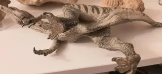 Dinosauro Acrocanthosaurus Papo