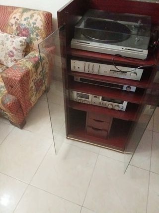 Equipo de música Technics antiguo