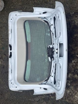 Portón Trasero Ford Focus III 2016