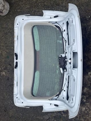 Portón Trasero Ford Focus III 2016