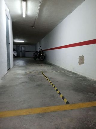 Garaje en alquiler en Ensanche - Diputación en Alicante