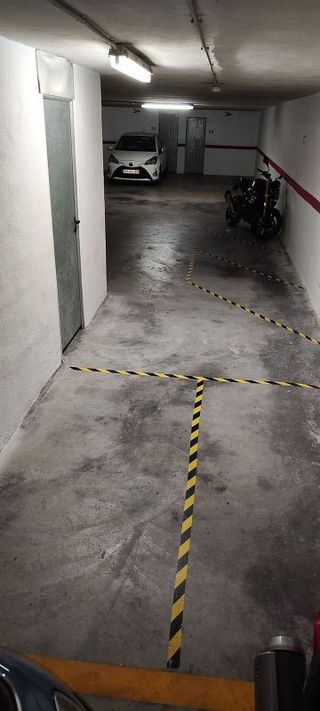 Garaje en alquiler en Ensanche - Diputación en Alicante