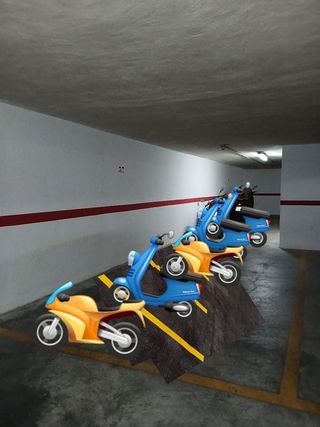 Garaje en alquiler en Ensanche - Diputación en Alicante