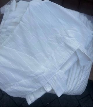 Set di tende bianche da debuttare