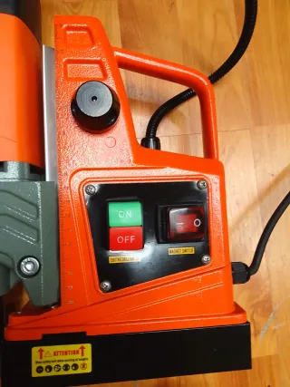 Taladro eléctrico con accesorios VEVOR