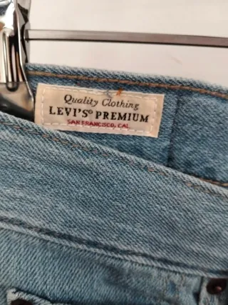 Pantalón nuevo Levis Loose Mujer