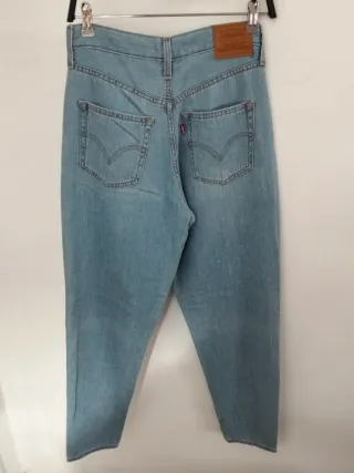 Pantalón nuevo Levis Loose Mujer