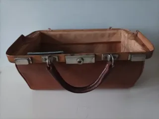 Maleta antigua de barbero