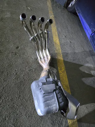 Escape nuevo Original Honda CB650R