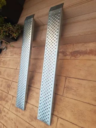 Rampas metálicas para carga