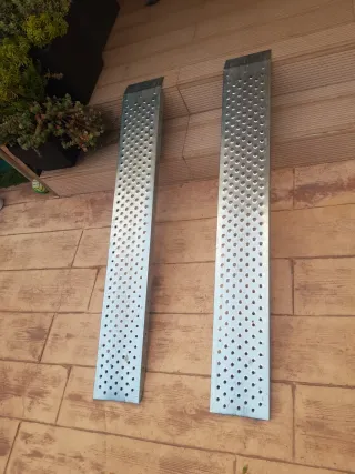 Rampas metálicas para carga