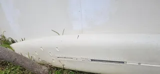 Tabla de surf blanca