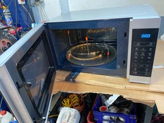 Microondas Sharp YC-MS51ES Plateado 25L 900W