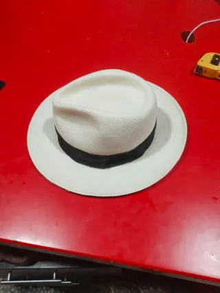 Sombrero Panameño Tejido a Mano