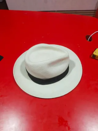 Sombrero Panameño Tejido a Mano