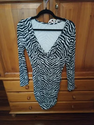 Vestido mini estampado cebra