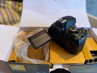 Cámara Nikon D5100 + Objetivo 55-300mm VR