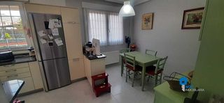 Casa pareada en venta en Laredo