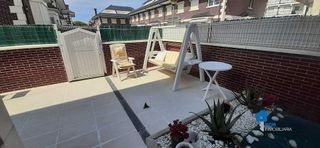 Casa pareada en venta en Laredo