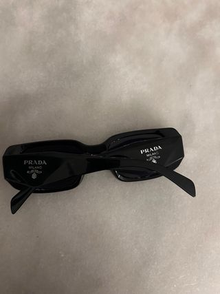 Gafas de sol Prada negras