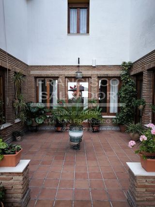 Casa pareada en venta en Lucena