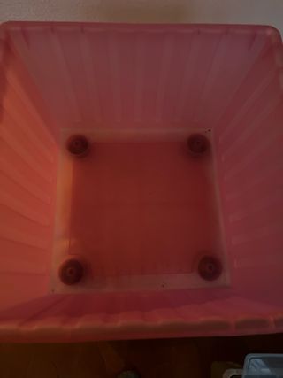 Caja de almacenaje rosa