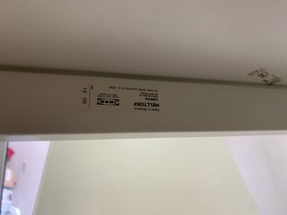 Mesa blanca IKEA y 5 sillas