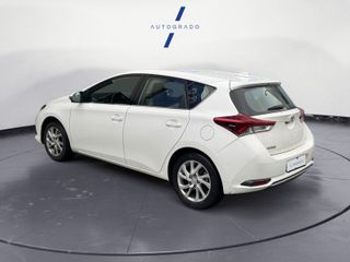 Toyota Auris 1.2 120T Active (Business Plus)