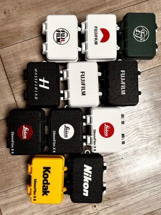 Estuche rígido Kodak para 6 carretes de 35mm