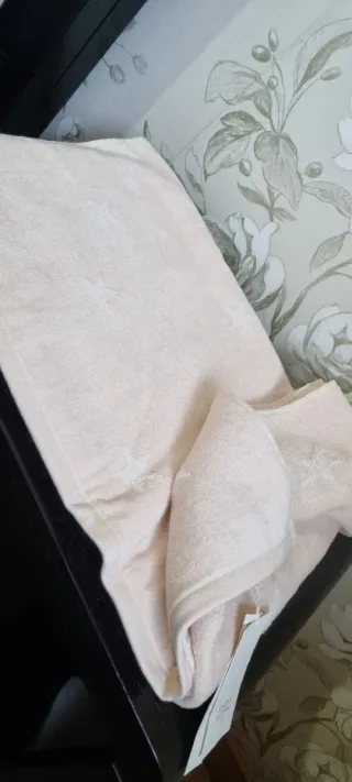 Toalla grande Zara Home Nueva