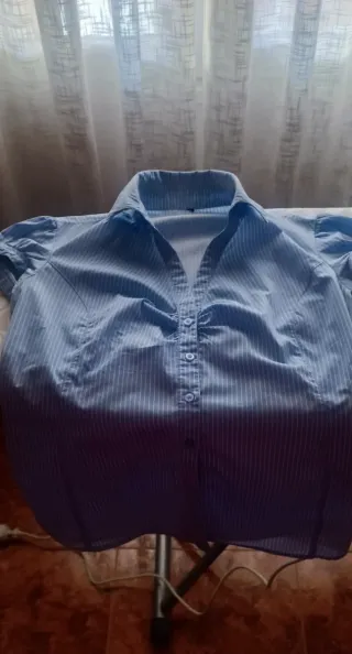 Camicia a righe a manica corta da donna Taglia M