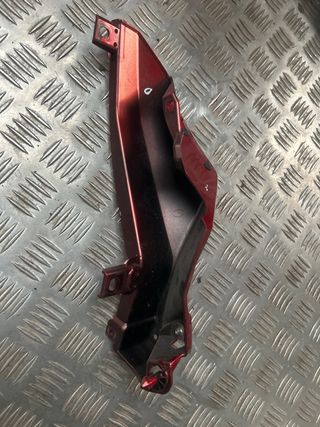Carenado Yamaha Tracer 07 Derecho Trasero Rojo