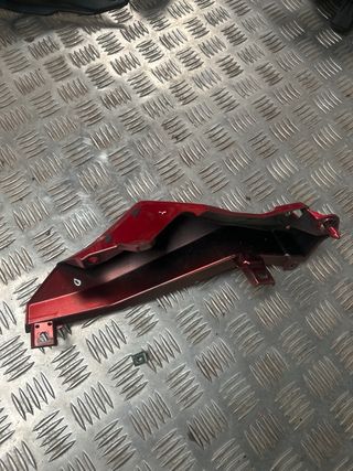Carenado Yamaha Tracer 07 Derecho Trasero Rojo