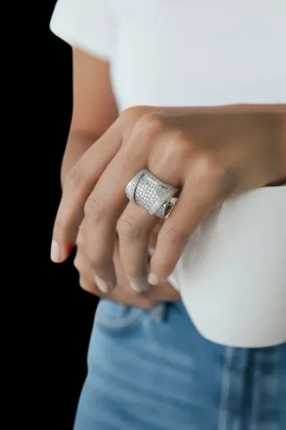 Anello oro bianco 18kt diamanti onda