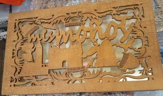 Caja de moños de madera tallada