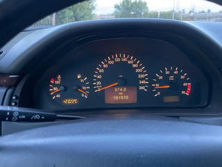 Mercedes-Benz Clase E 2001 2.6 6 Velocidades