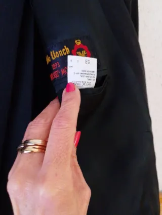 Traje negro de vestir