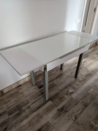 Mesa de cocina y 3 sillas