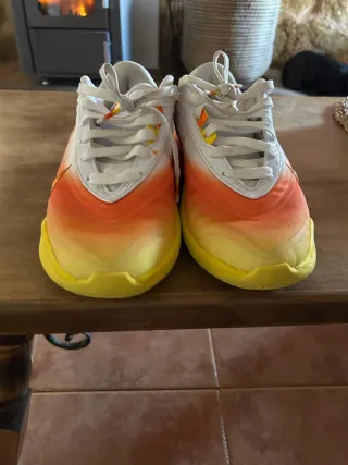 Zapatillas Baloncesto Nike A'One Candy Corn Queen