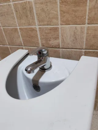 Bidé de porcelana blanco