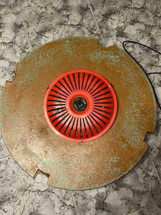 Mesa redonda con brasero, sallas y cristal