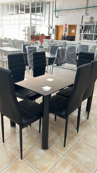 Mesa de cristal + 6 sillas ¡NUEVAS!