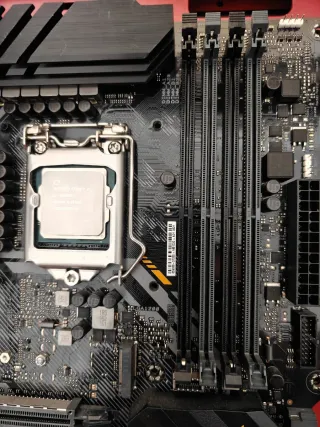 i5-10600K + ASUS TUF Z490 Gaming WiFi + 32GB RAM