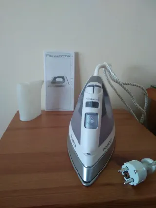 Plancha Rowenta Profesional 2400W Nueva