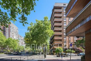 Piso en venta en Pº Zorrilla - Cuatro de Marzo en Valladolid