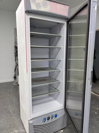Frigorífico o congelador expositor