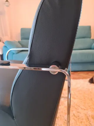 Butaca Negra Estilo Bauhaus