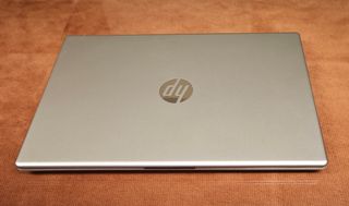 HP i5 15,6” Win11 8GB 500GB SSD Garantía Feb2028