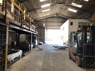 Nave industrial en venta en Polígono del Aeropuerto en Manises