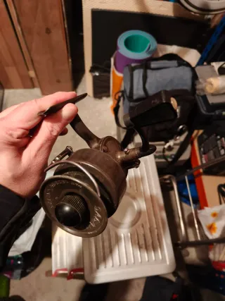 Carrete de pesca Herculy No. 99 y sagarra.